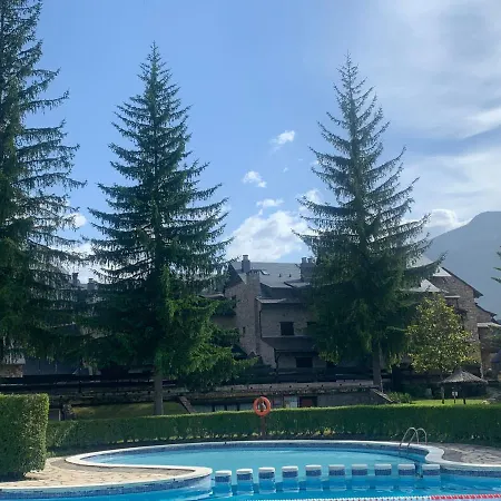 Apartament Bpirineos-La Tuasa
